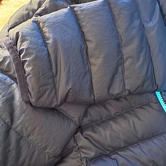Patagonia W’s Down Sweater Jacket- Small - Picture 8 of 8